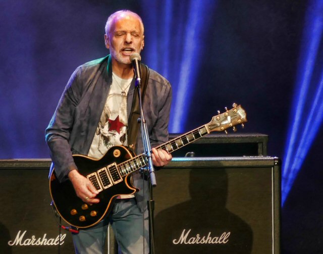 Peter Frampton Is Alive and Well in Nashville